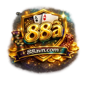 Bàn chơi Live Casino với dealer chuyên nghiệp và các quân bài, chip cược